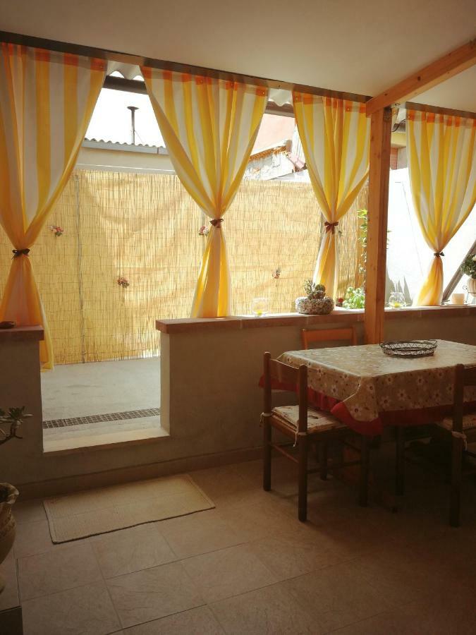 Casa Debby Villa Porto Torres Exterior photo